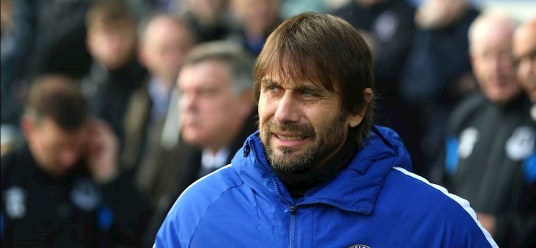 Copertina: Conte contro Mourinho: "Pagliacci? Forse parlava di se stesso nel passato. Credo si tratti di demenza senile"