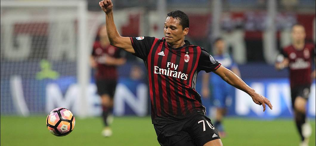 Copertina: Milan-Cagliari, formazioni ufficiali: Bacca di nuovo dal 1', torna Niang, Borriello non ce la fa