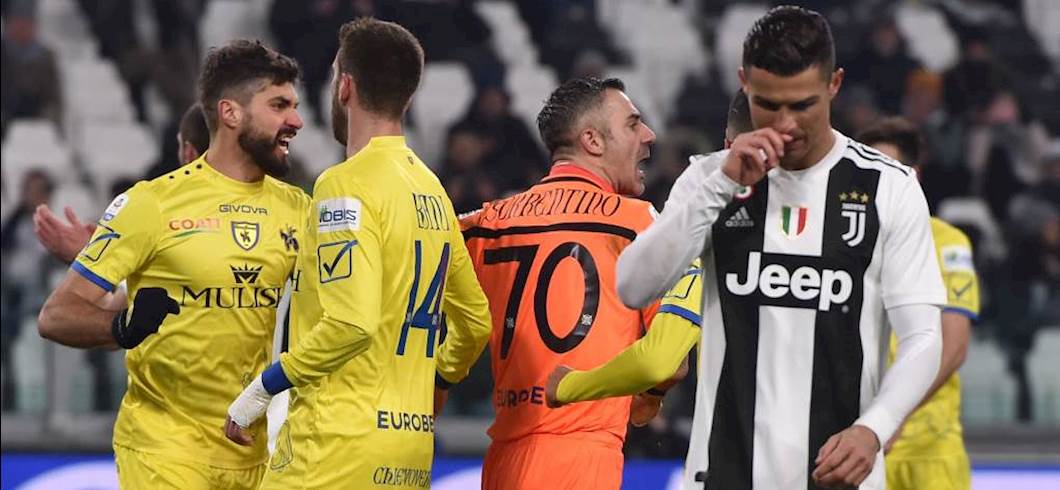 Copertina: FANTALIVE - Juventus-Chievo 3-0: Douglas Costa, Emre Can, Rugani +3. Ronaldo -3, malus De Sciglio