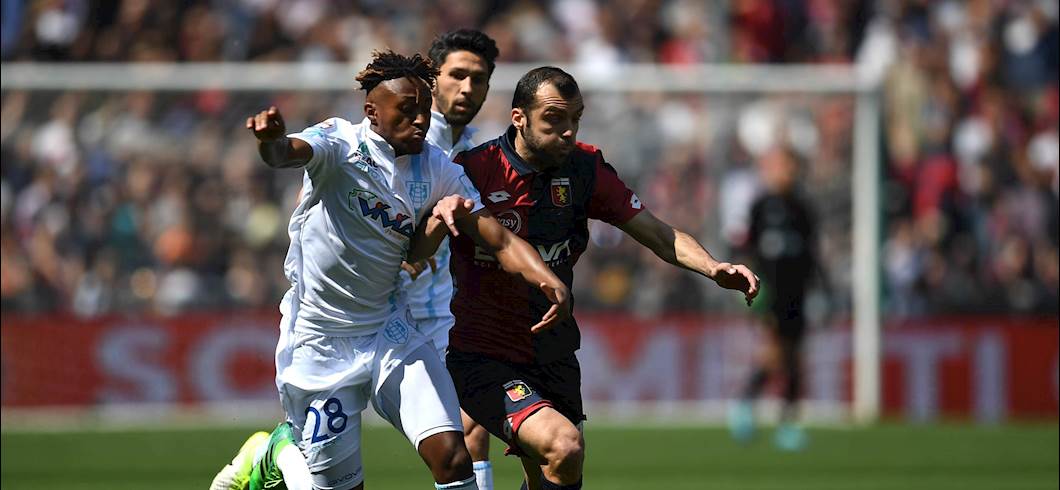 Copertina: Il Genoa si addormenta, ne approfitta il Chievo: Bastien e Birsa stendono il Grifone