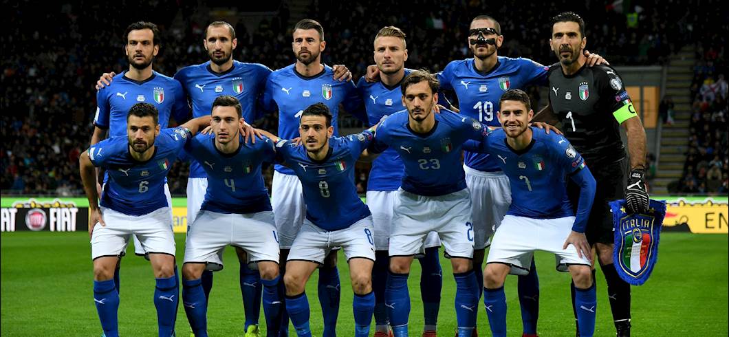Copertina: Occhio, Italia: gli USA stanno già organizzando un Mondiale parallelo a quello di Russia