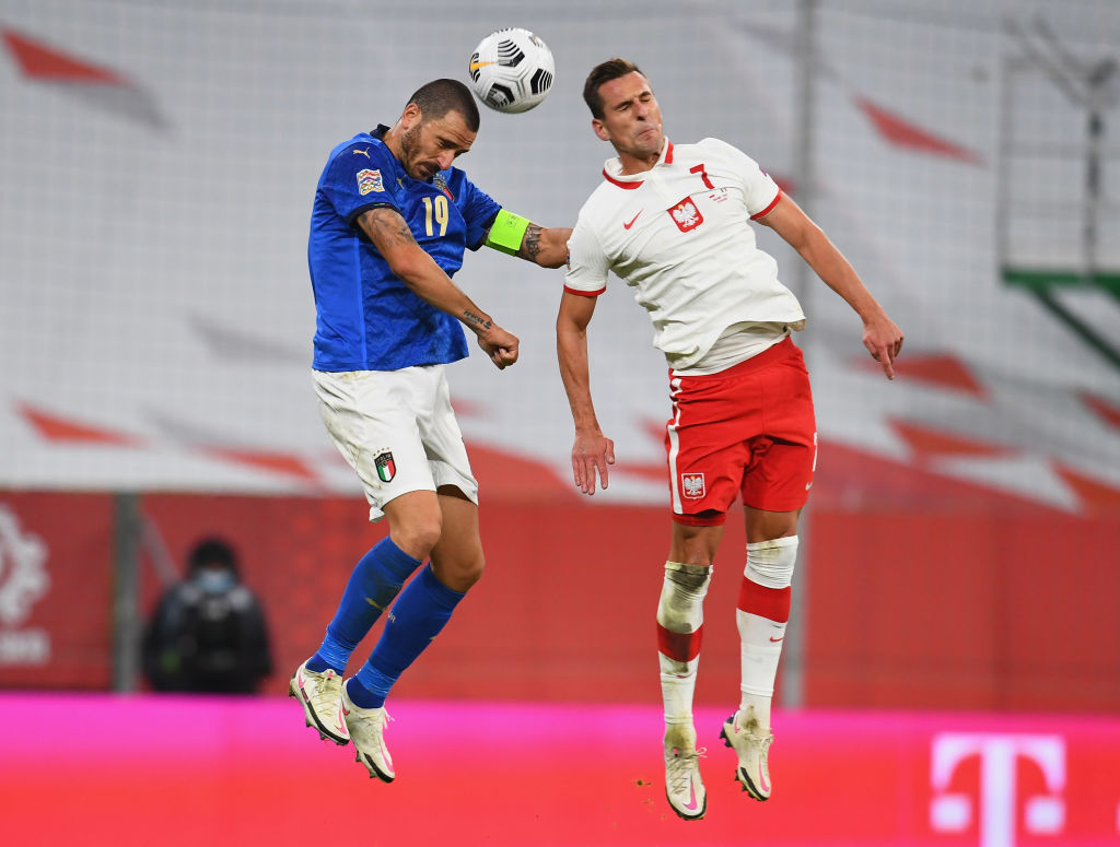 Leonardo Bonucci e Arkadiusz Milik a duello (Getty Images)
