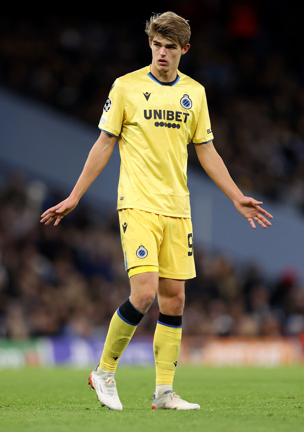 Milan, De Ketelaere con la maglia del Club Bruges (Getty)