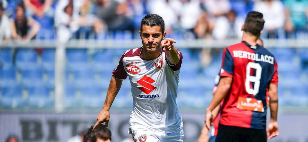 Copertina: Due tiri, due gol: Torino corsaro a Genova, ma sembra un'amichevole
