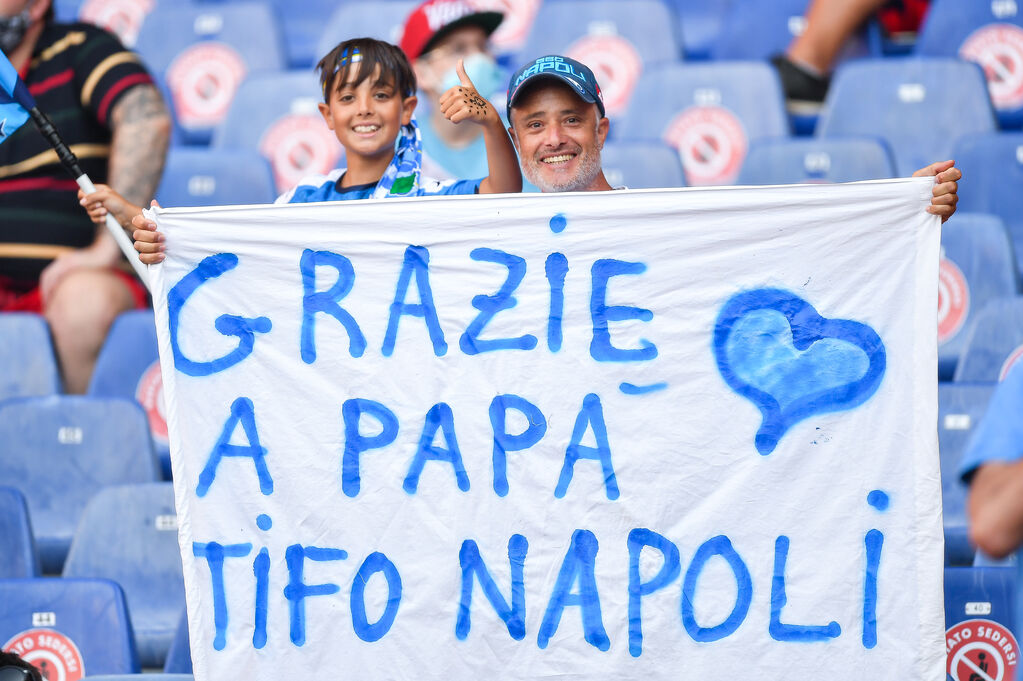 Napoli-Juventus, i tifosi azzurri allo stadio di casa per la prima giornata di campionato (Getty)