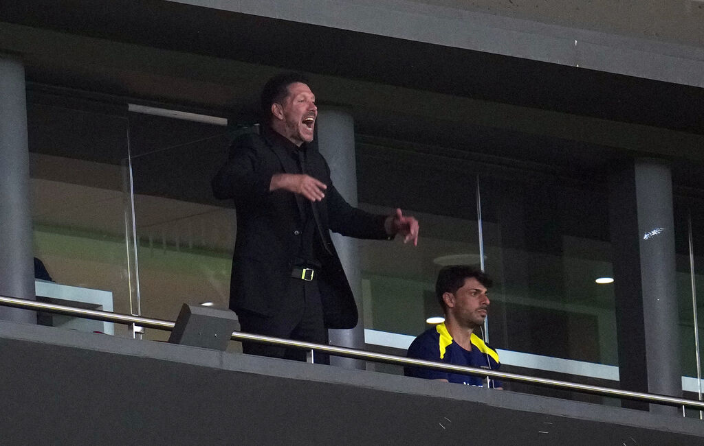 Atletico Madrid - Eintracht Francoforte 5.1, Simeone dalla tribuna esulta per il gol di Raspadori (Getty)