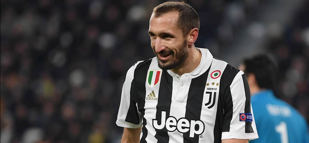 Copertina: Chiellini ora risponde a Insigne: "Almeno noi alle finali ci arriviamo, altri escono ai sedicesimi"