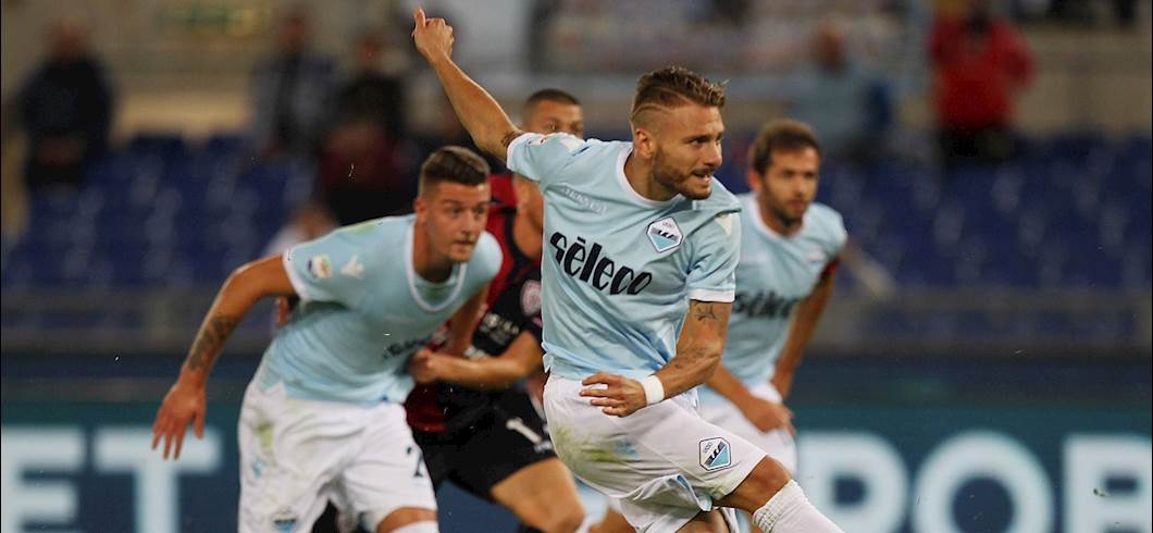 Copertina: Lazio-Cagliari 3-0: una doppietta di Immobile e Bastos stendono Diego Lopez