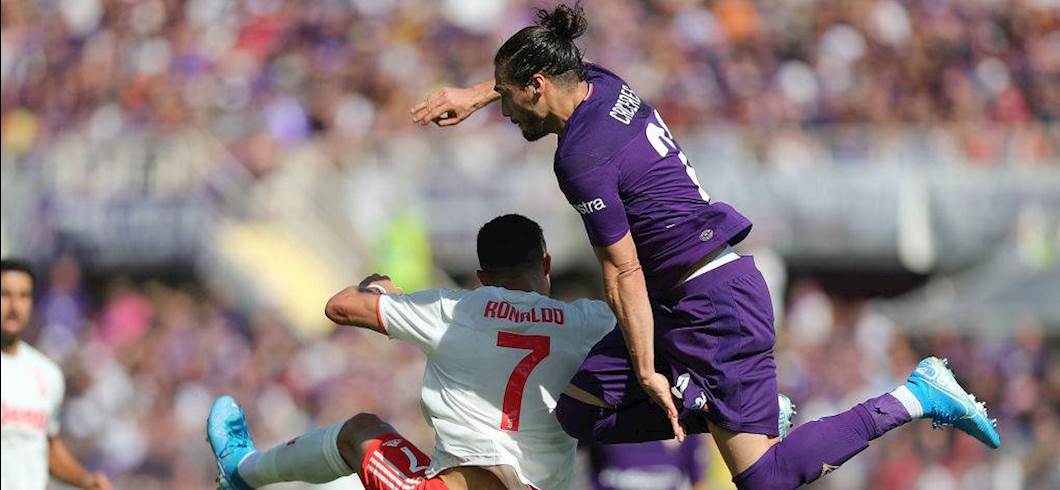 Copertina: Fiorentina: Caceres non recupera, chance per Vlahovic?
