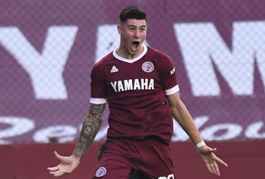 L'esultanza di Lautaro Valenti