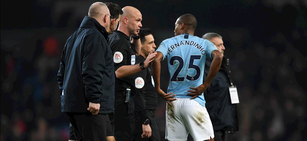 Copertina: Euroleghe Fantagazzetta - Manchester City, Carabao Cup agrodolce per Guardiola: Fernandinho e Laporte OUT
