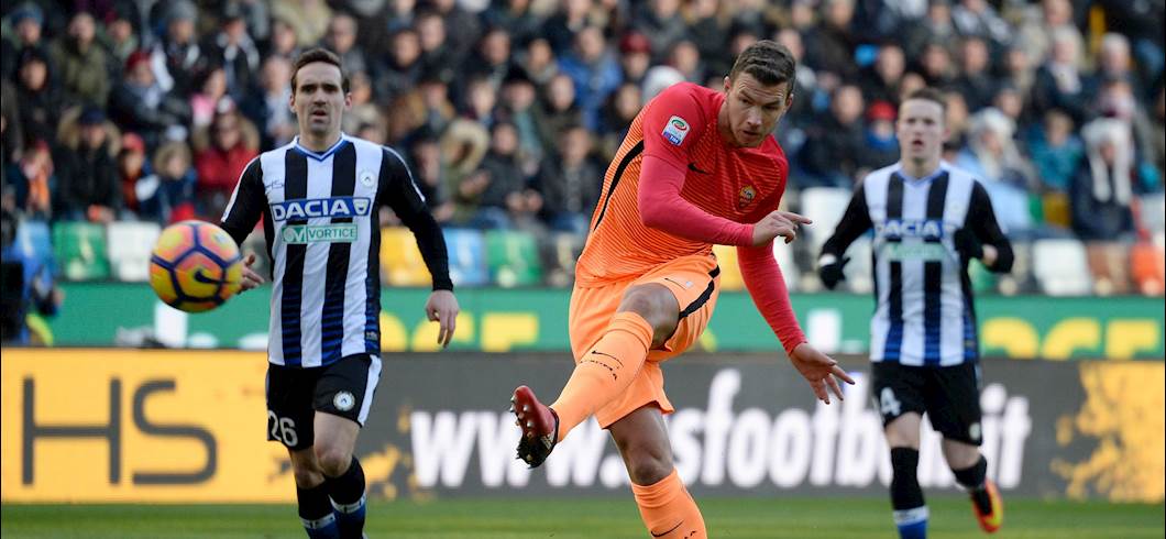 Copertina: Dzeko tiene la Roma sulle spine, Nainggolan ancora decisivo: 1-0 ad Udine