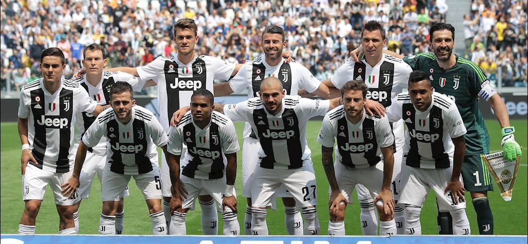 Copertina: Rugani-Pjanic nel giorno dell'addio a Buffon: la Juve chiude con una vittoria, il Verona saluta la Serie A