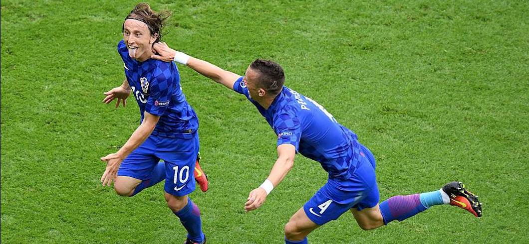 Copertina: Pronostici, Croazia-Danimarca: i nostri consigli per le scommesse. Il muro croato contro l’orgoglio danese, Eriksen sfida Mandzukic