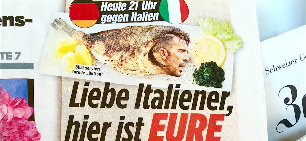 Copertina: Sfottò tedeschi sui giornali: dal menù della Bild a "La Mamma non può aiutarvi"