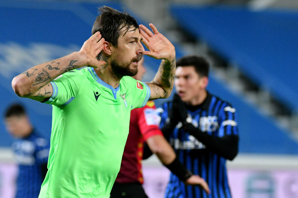 Gol e assist per Acerbi (getty)