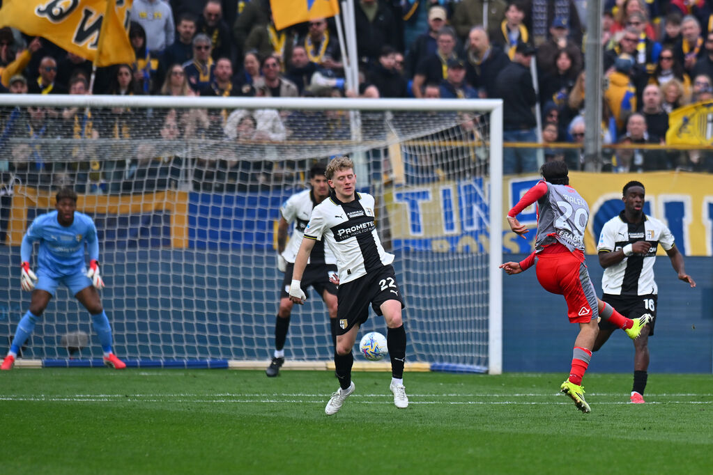 La sassata da +3 di Vandeputte nella vittoria della Cremonese a Parma (Getty)