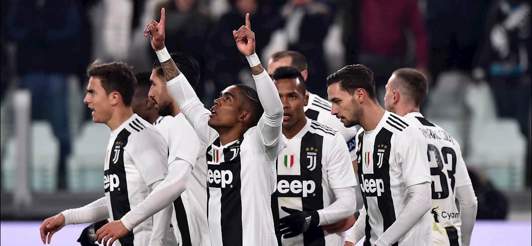 Copertina: Juventus-Chievo 3-0: tabellino, voti, assist e pagelle per il fantacalcio