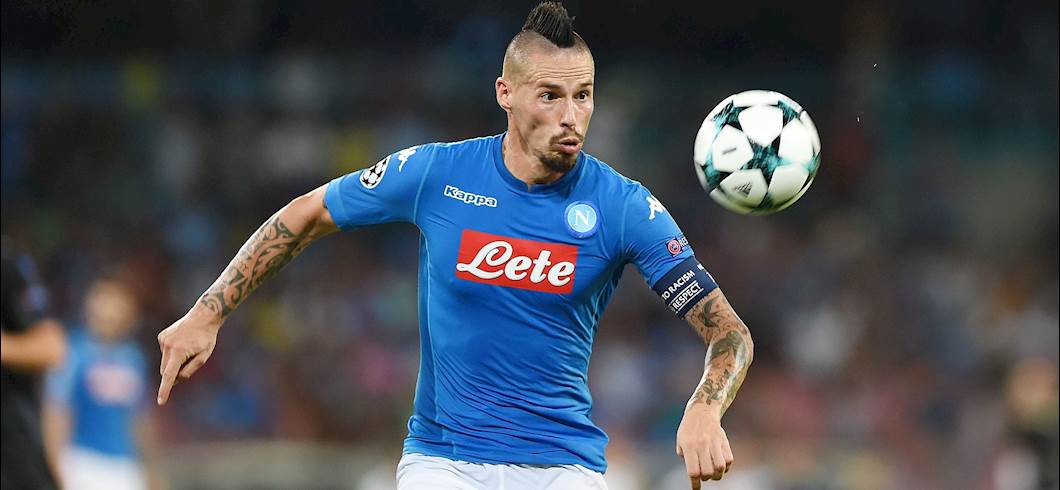 Copertina: Hamsik, l'agente bacchetta Sarri: "Giocare solo 60' minuti è deprimente. In questo modo non riposi mai"