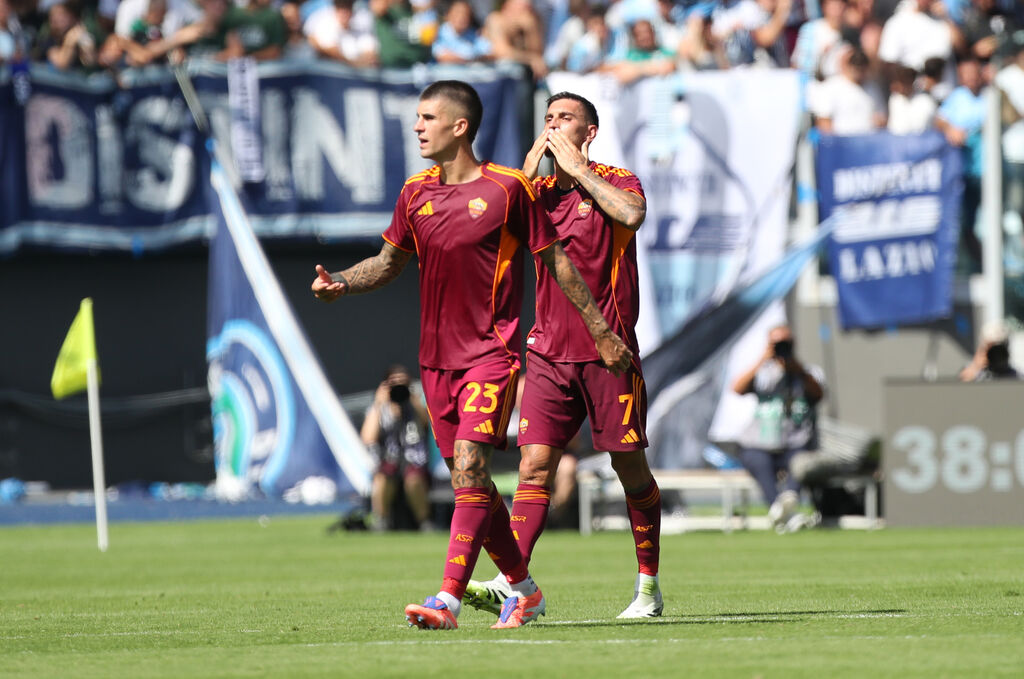 Lorenzo Pellegrini festeggia il gol (Getty Images)