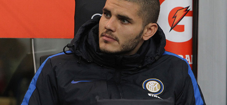 Copertina: FANTARACCONTI - Esultare se il tuo attaccante sbaglia un rigore