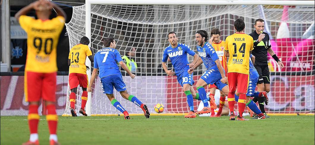 Copertina: Sassuolo all'ultimo respiro, Benevento ancora ko