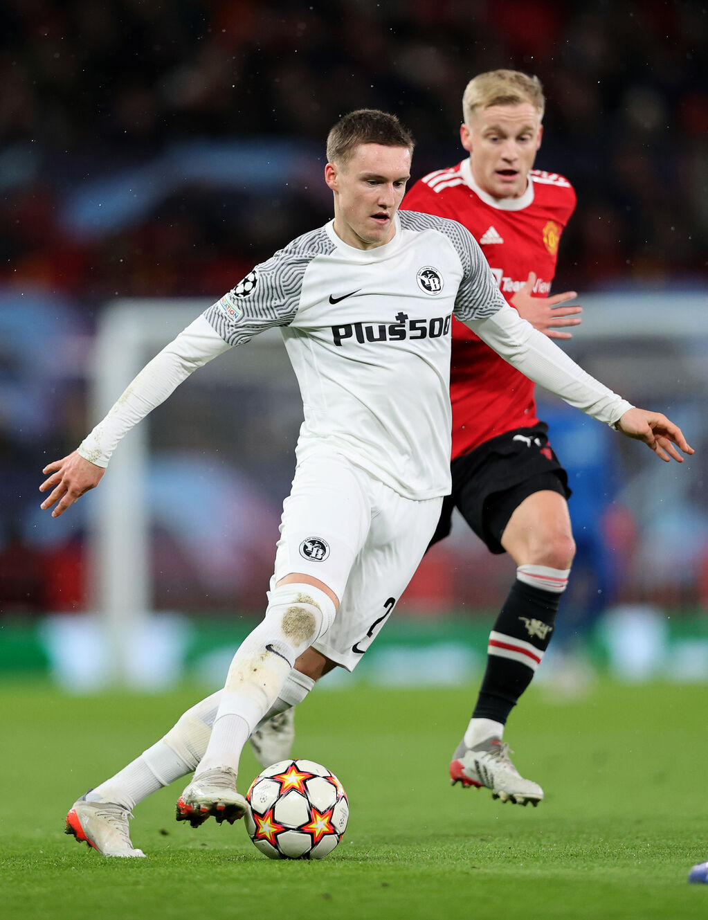 Bologna, Aebischer contro il Manchester United (Getty)