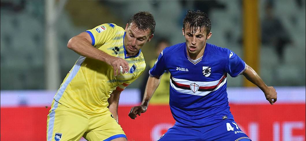 Copertina: Autogol, gol, espulsione e rigore sbagliato: il Pescara fa tutto da solo, la Samp resta a guardare. All'Adriatico è 1-1