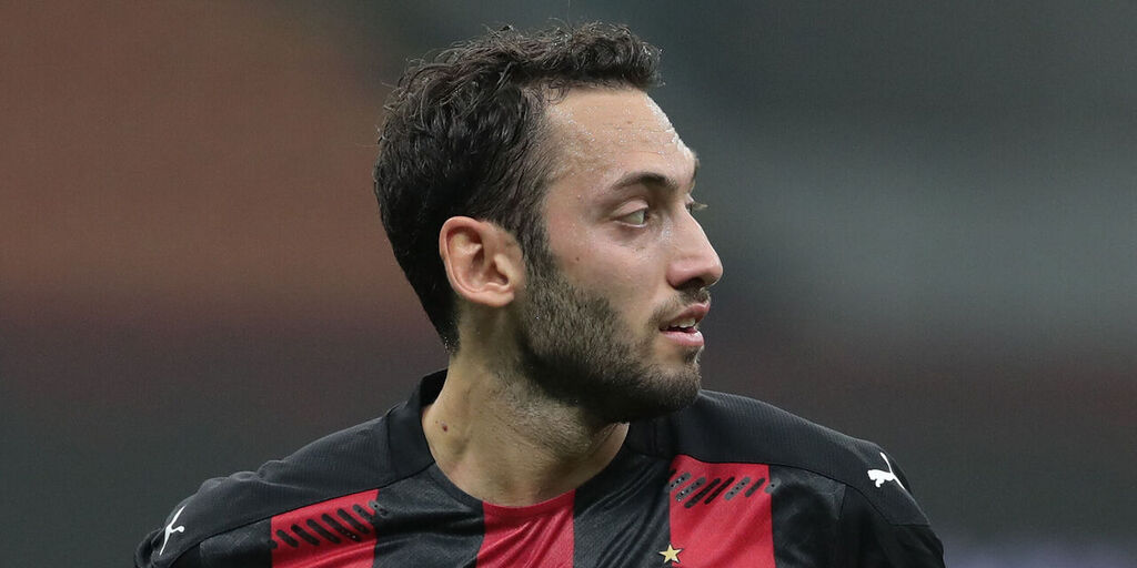 Problema muscolare per Calhanoglu (Getty Images)