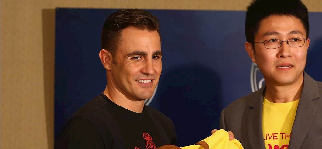 Copertina: Per Fabio Cannavaro niente Italia: accordo col Tianjin Songjiang, è fatto il ritorno in Cina