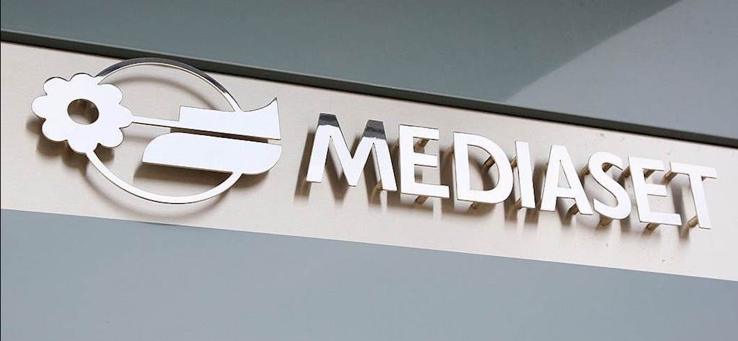 Copertina: Colpaccio Mediaset, soffiati i Mondiali di calcio alla Rai: Bonolis curerà il dopo partita?