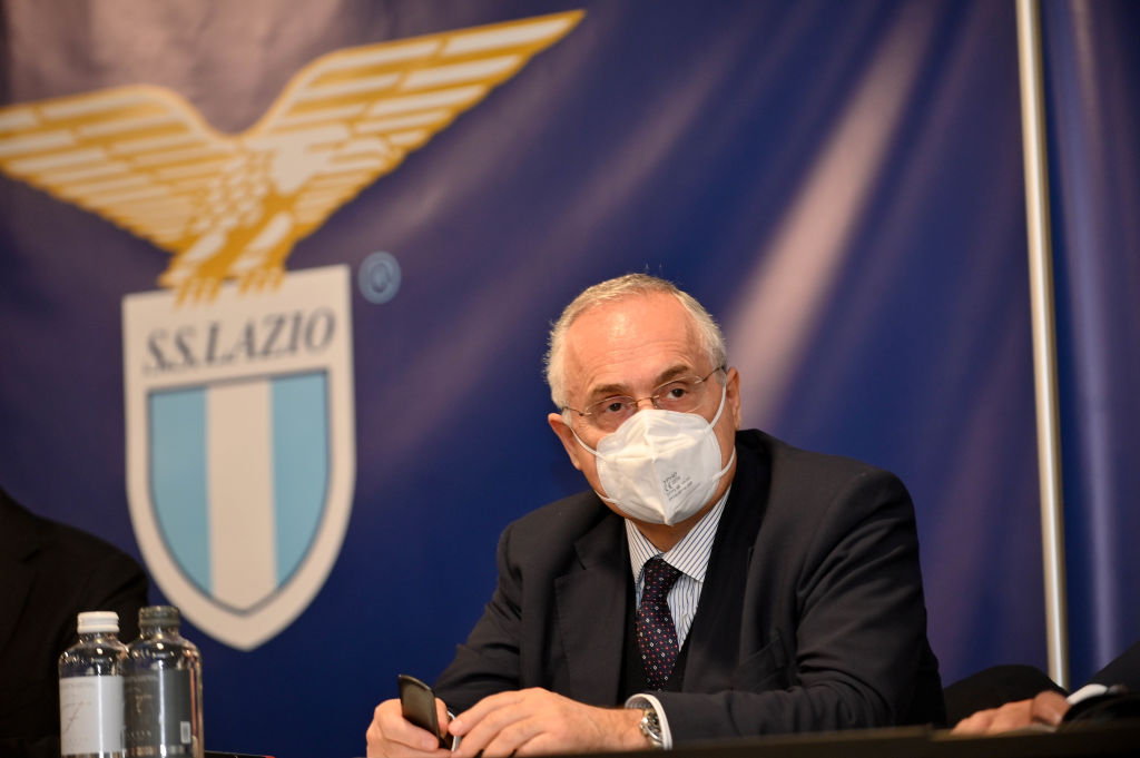 Ecco il comunicato dei tifosi della Lazio contro Lotito in vista del match contro il Milan (Getty Images)