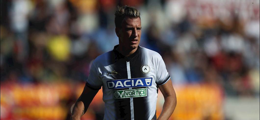 Copertina: Udinese-Sassuolo, formazioni ufficiali: fuori Barak, Maxi Lopez dal 1', Adjapong a sinistra