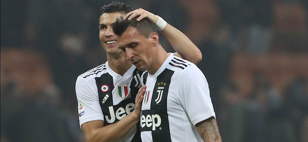Copertina: La Juventus non è mai stanca di vincere. Successo di misura sul Torino con un rigore del solito Ronaldo
