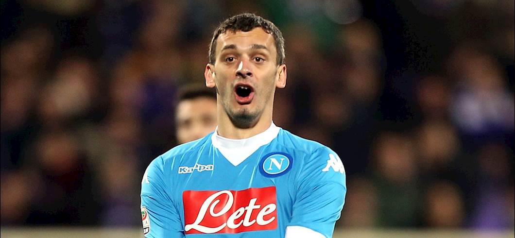 Copertina: Inter, alzata l'offerta per Joao Mario, Gabbiadini alternativa. Mancini prova il 4-4-2