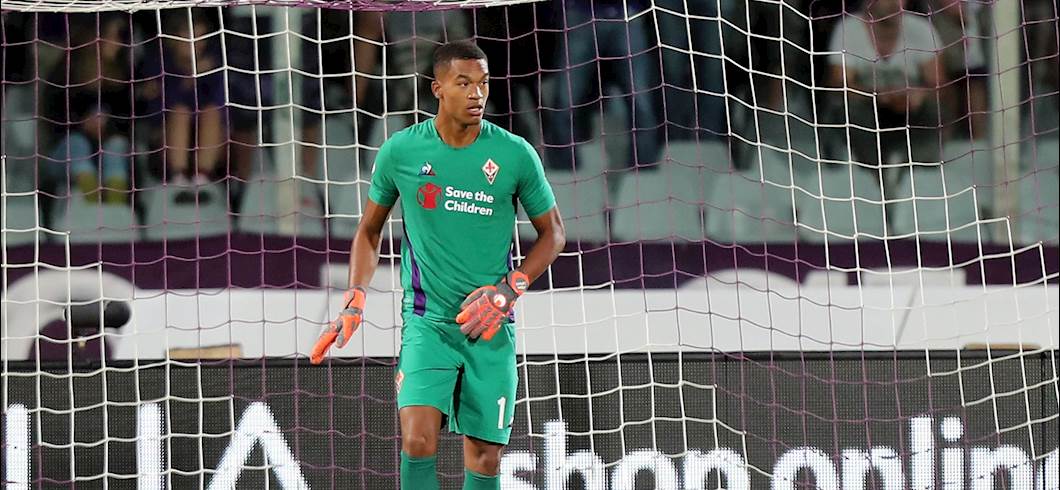 Copertina: Fiorentina, ansia per Lafont: lesione muscolare, ancora da stabile i tempi di recupero