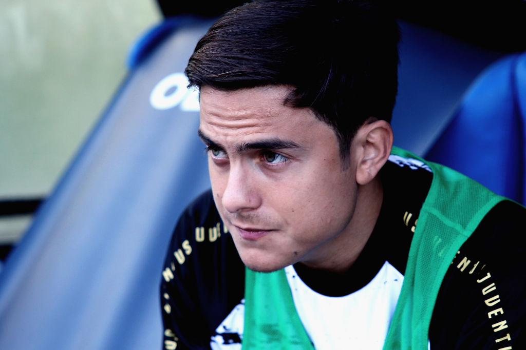 Una delle tante panchine di Dybala in questo inizio di stagione (Getty Images)