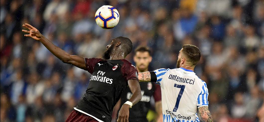 Copertina: Spal-Milan 2-3: tabellino, voti, assist e pagelle per il fantacalcio