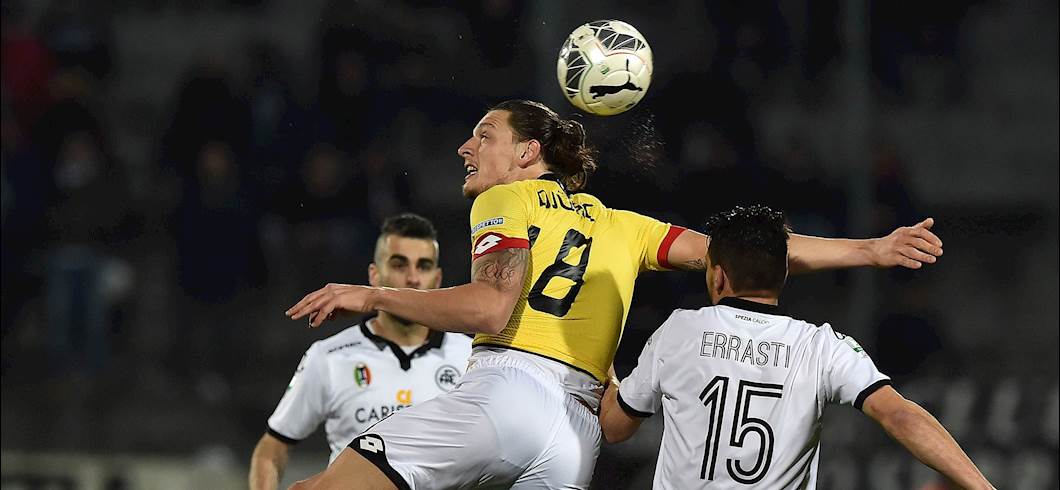 Copertina: FG-LATO B - Spezia d'autore, tris per Trapani e Latina, risorge il Pescara