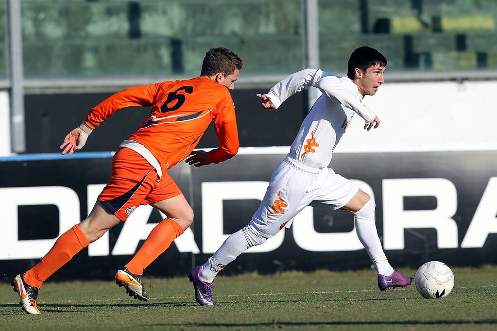 Politano in azione con la maglia della Roma (Getty)