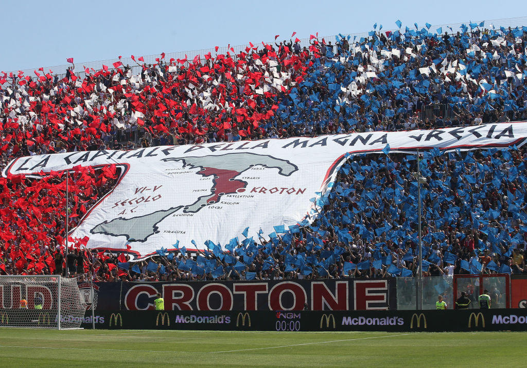 La curva del Crotone (getty)