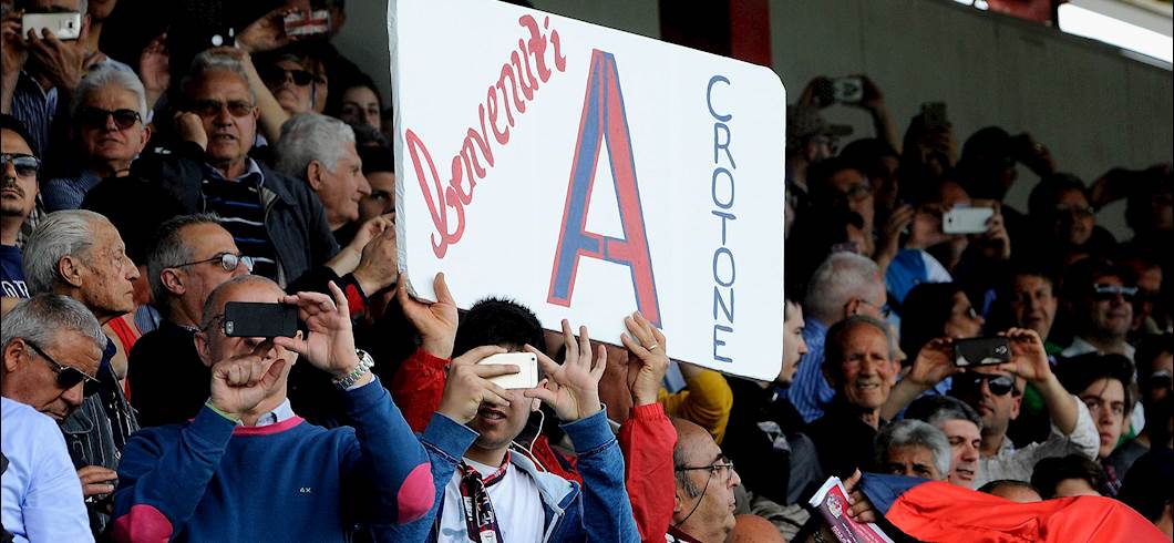 Copertina: Pronostici, Crotone-Palermo: i nostri consigli per le scommesse. Scontro salvezza anticipato, vincerà la paura? 