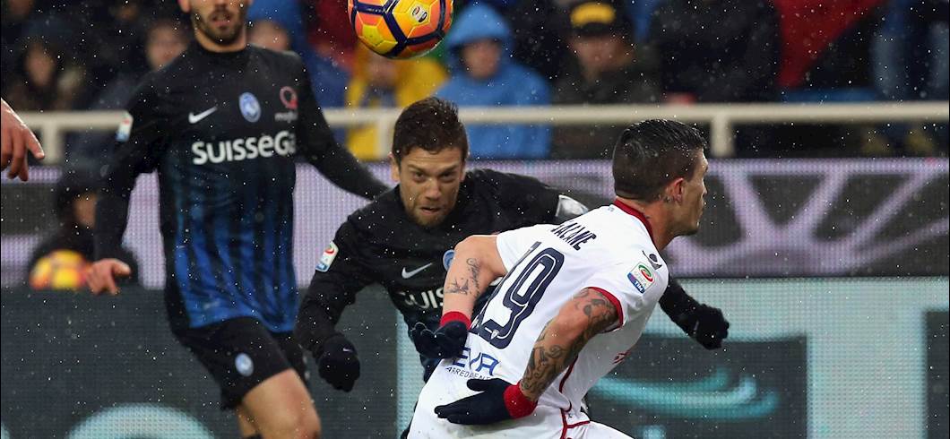 Copertina: Atalanta-Cagliari 2-0: una doppietta di Gomez stende i sardi 