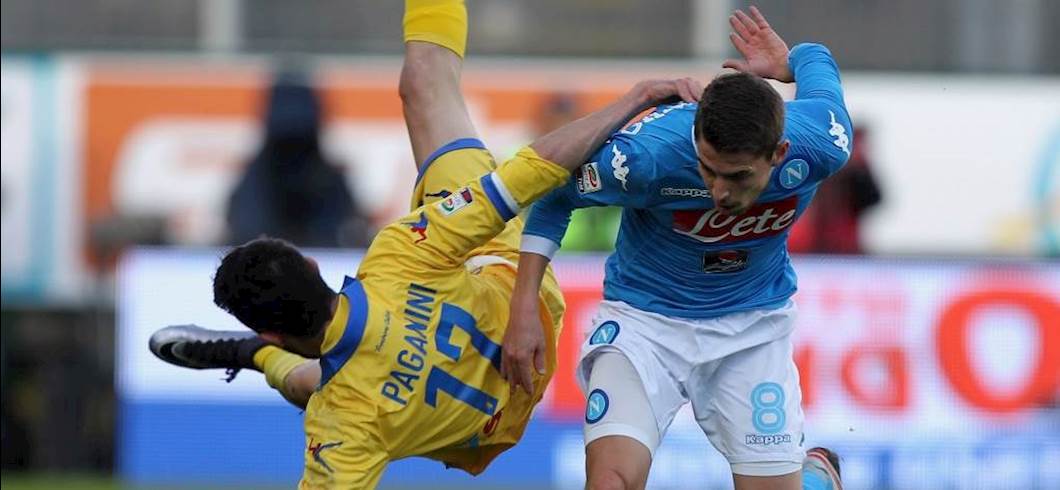 Copertina: Napoli-Frosinone, due precedenti e ciociari imbattuti