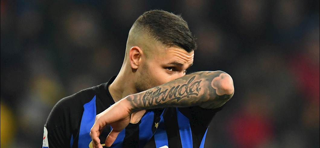 Copertina: Inter, Icardi e Wanda rivogliono la fascia di capitano. E il confronto con i compagni non è ancora arrivato