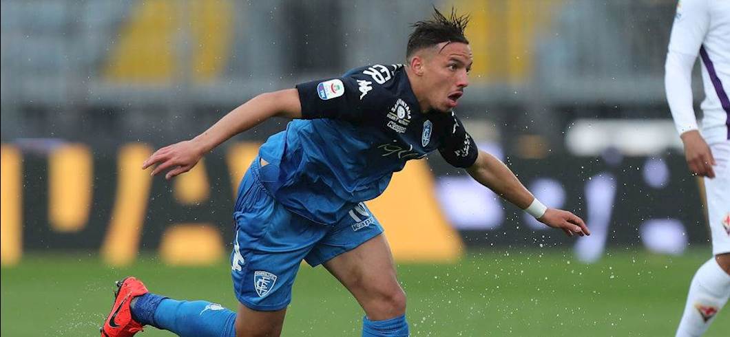 Copertina: VIDEO - Milan, il look di Bennacer è shocking: rosso, nero e lettere giganti