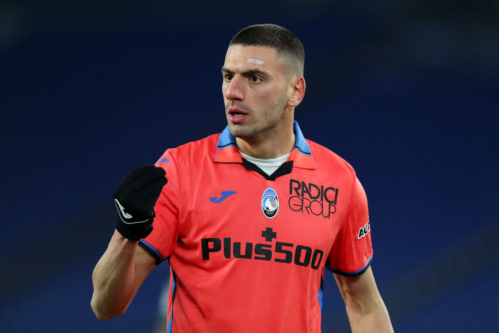Demiral chiede spiegazioni all'arbitro (Getty).