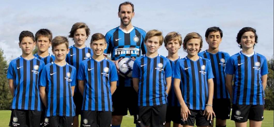 Copertina: UFFICIALE - Godin è un nuovo calciatore dell'Inter. Il Fantacalcio ha un altro top player in difesa 