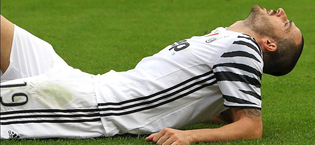 Copertina: Juventus, possibile un lungo stop anche per Bonucci. Che però non molla: "Ci rialzeremo"
