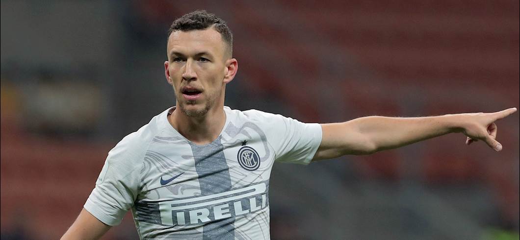 Copertina: Calciomercato Inter, Perisic andrà via. Doppia strada: anticipare De Paul o chiedere Ozil all'Arsenal. Poi il colpo Carrasco?